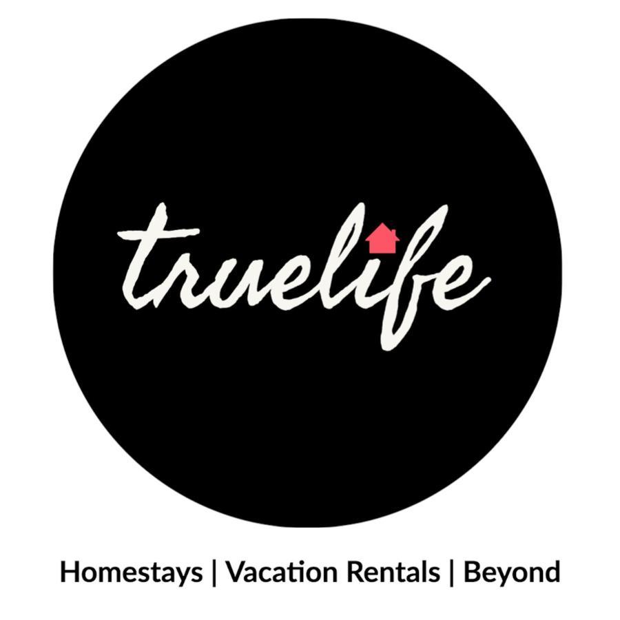 Truelife - Family Suites - Ps4 Veg Restaurant, On Way To Balaji Temple - 2Bhk Ac Apartments - Coffee Tea Milk - Super Fast Wifi, Kitchen, Smart Tv, Parking - Easy Access To Airport, Railway Station And To All Temples - Top Service With Lots Of Love Tirupati Exterior foto