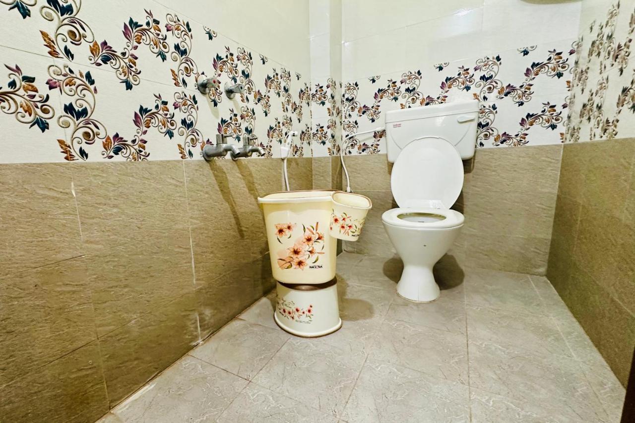 Truelife - Family Suites - Ps4 Veg Restaurant, On Way To Balaji Temple - 2Bhk Ac Apartments - Coffee Tea Milk - Super Fast Wifi, Kitchen, Smart Tv, Parking - Easy Access To Airport, Railway Station And To All Temples - Top Service With Lots Of Love Tirupati Exterior foto